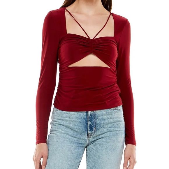 Melrose Cutout Detail Halter Neck Knit Top. - Picture 1 of 3